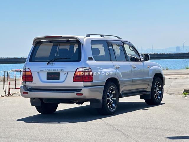 Toyota Land Cruiser 100 2000 thumbnail 3