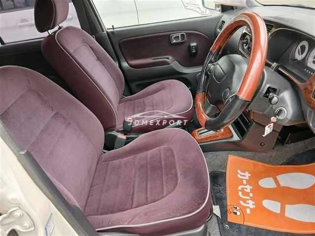 Daihatsu Mira Gino 2000 thumbnail 10