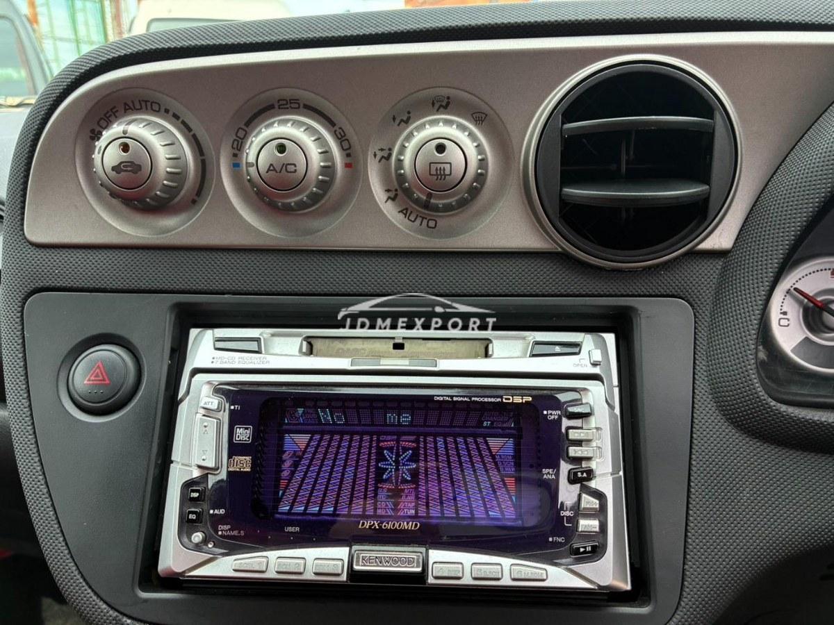 Honda Integra 2002 thumbnail 26