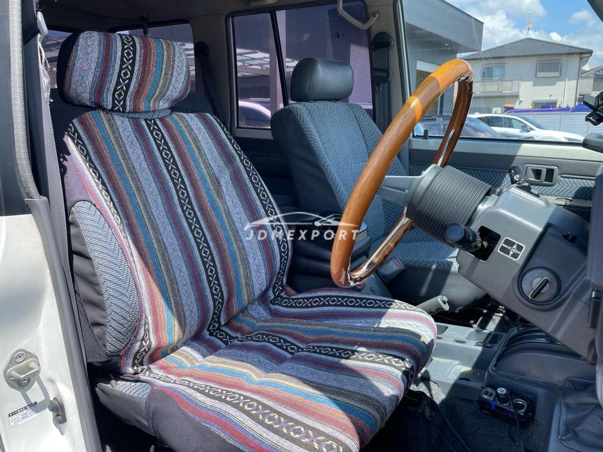 Toyota Land Cruiser 70 1997 thumbnail 5
