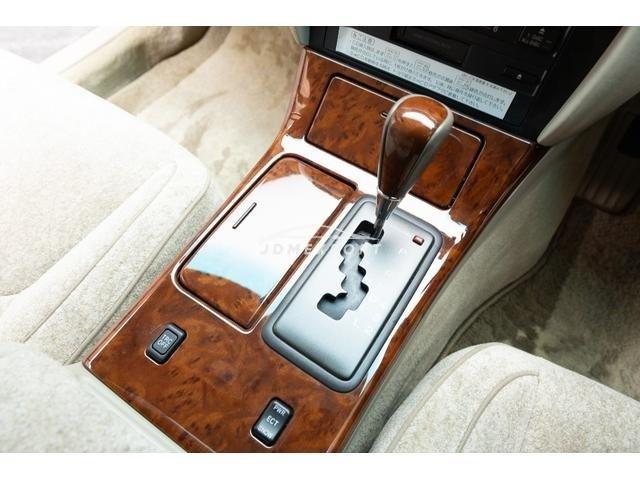 Toyota Crown Majesta 2000 thumbnail 57
