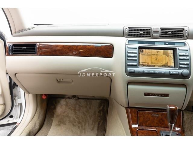 Toyota Crown Majesta 2000 thumbnail 43