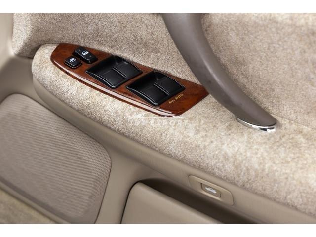 Toyota Crown Majesta 2000 thumbnail 62