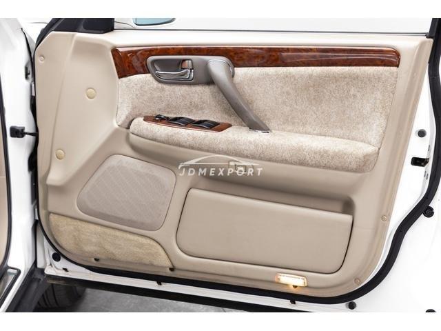 Toyota Crown Majesta 2000 thumbnail 61