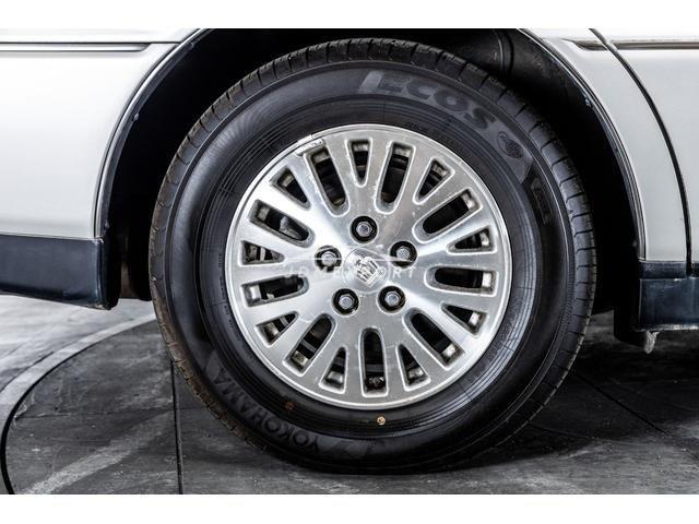 Toyota Crown Majesta 2000 thumbnail 23
