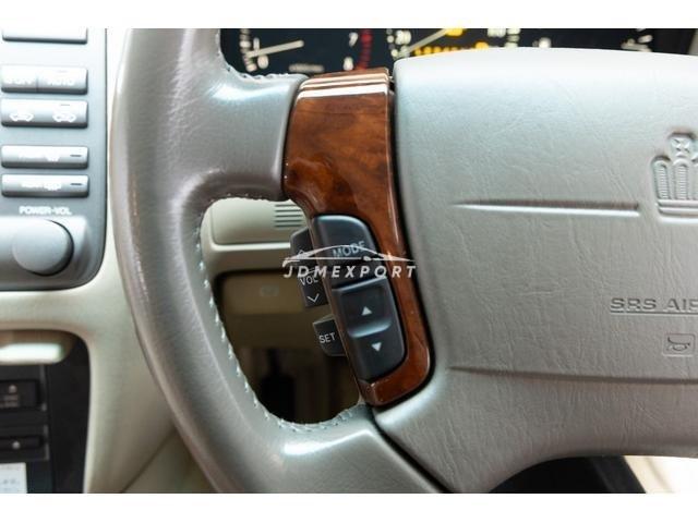 Toyota Crown Majesta 2000 thumbnail 42