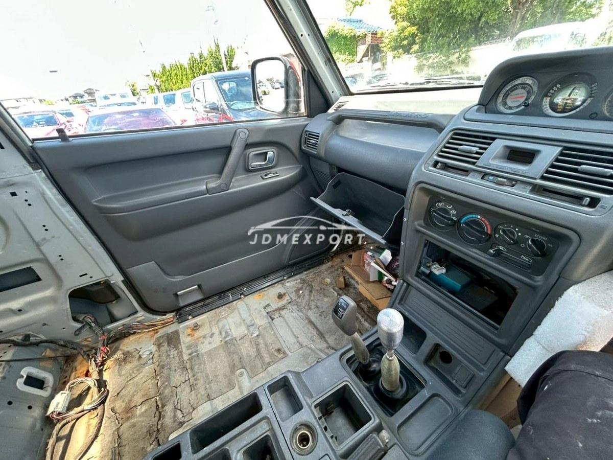 Mitsubishi Pajero 1996 thumbnail 30