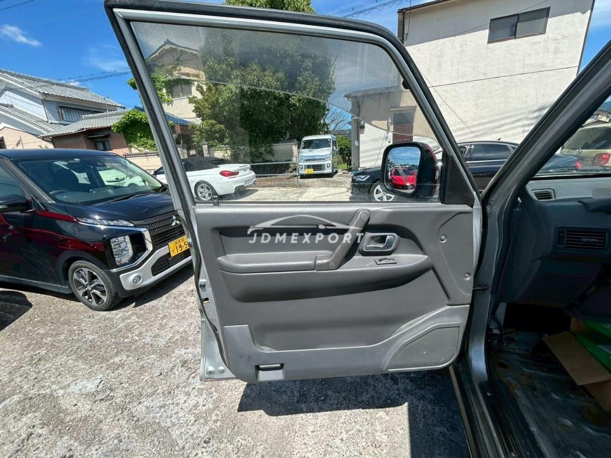 Mitsubishi Pajero 1996 thumbnail 20