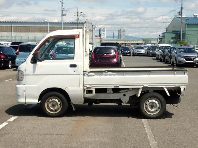 Daihatsu Hijet Truck 2000 thumbnail 5