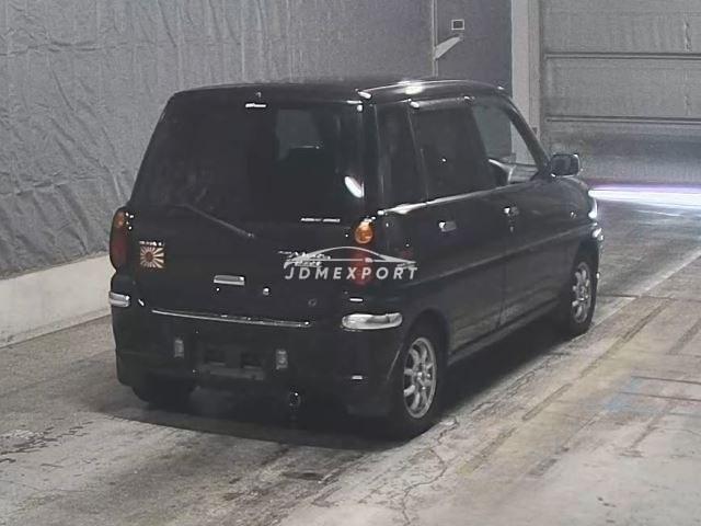 Subaru Pleo Nesta 2001 thumbnail 2