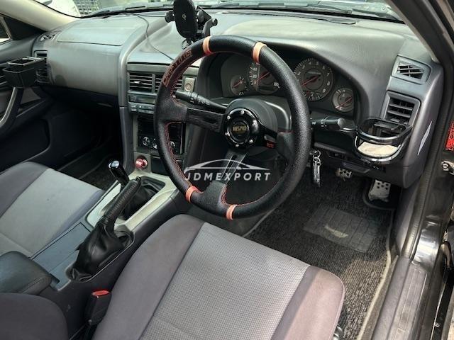 Nissan Skyline 2000 thumbnail 3