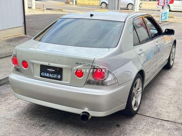 Toyota Altezza 1998 thumbnail 8