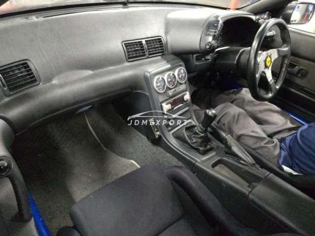 Nissan Skyline GT-R 1992 thumbnail 6