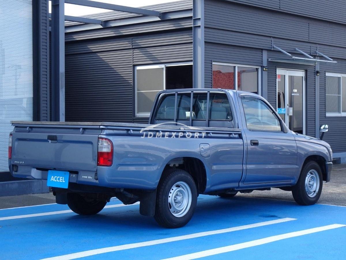 Toyota Hilux 2001 thumbnail 9