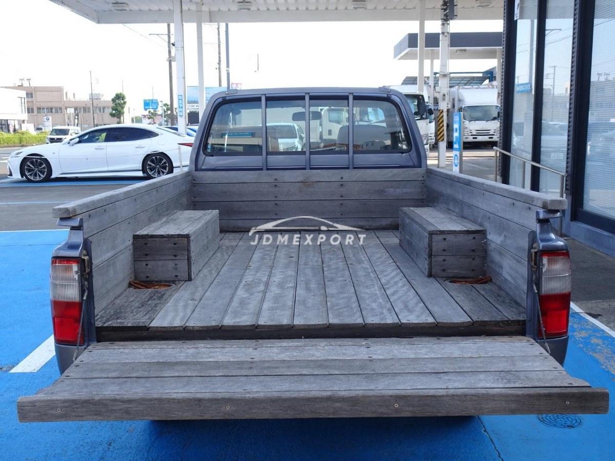 Toyota Hilux 2001 thumbnail 17