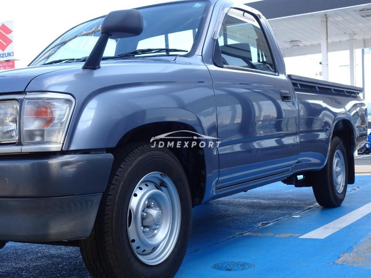 Toyota Hilux 2001 thumbnail 24