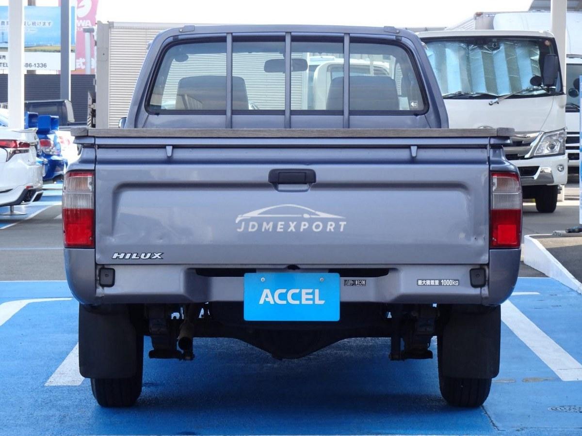 Toyota Hilux 2001 thumbnail 8