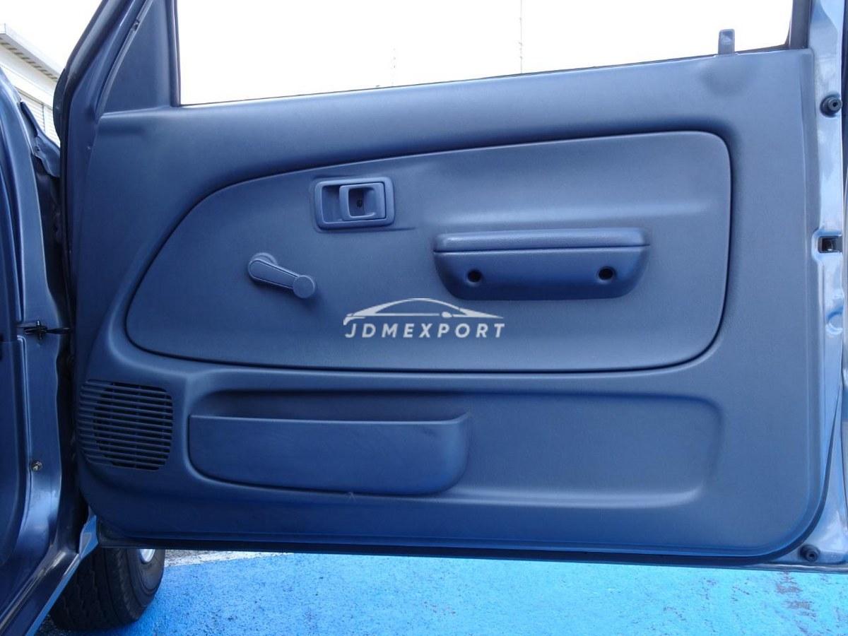 Toyota Hilux 2001 thumbnail 40