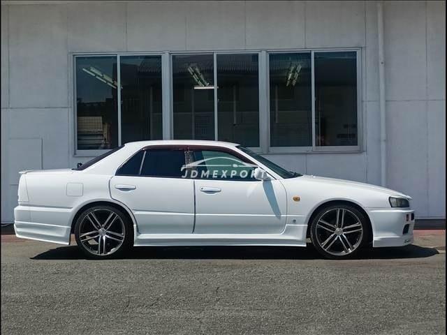 Nissan Skyline 2000 thumbnail 5
