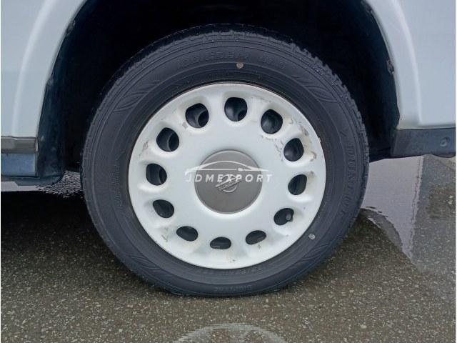 Nissan Rasheen 2000 thumbnail 10
