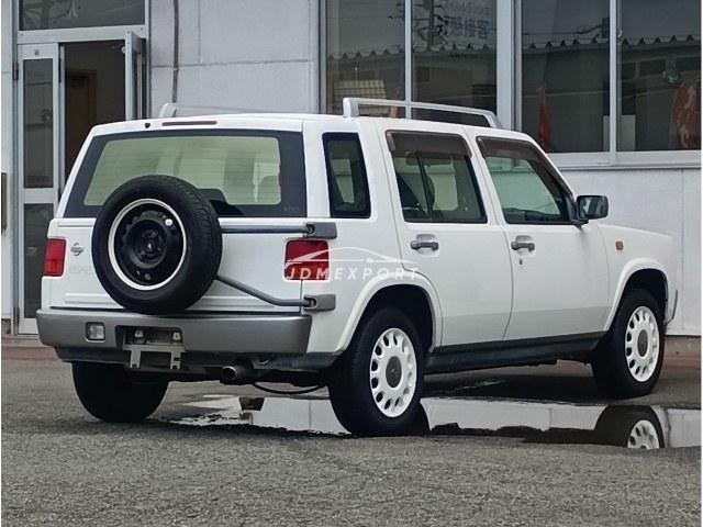 Nissan Rasheen 2000 thumbnail 5