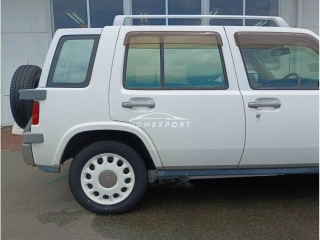 Nissan Rasheen 2000 thumbnail 8