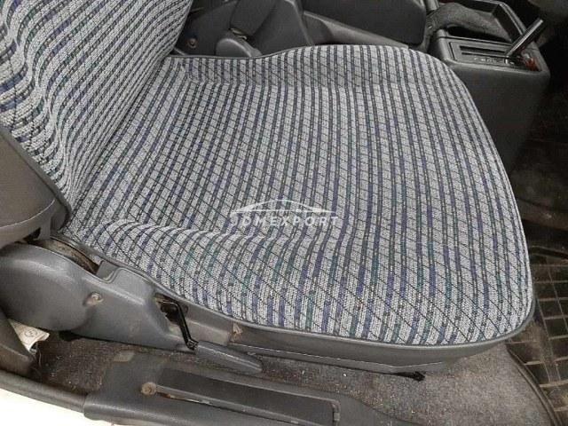 Toyota Hiace Van 1996 thumbnail 9