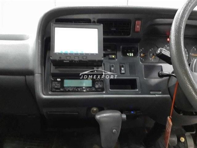 Toyota Hiace Van 1996 thumbnail 10