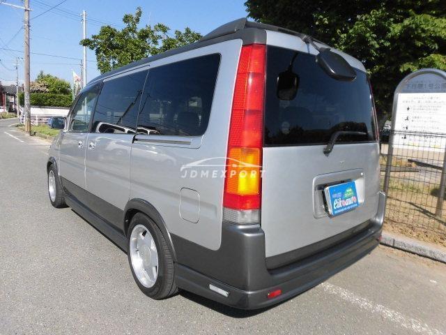 Honda stepwagon 1997 thumbnail 3