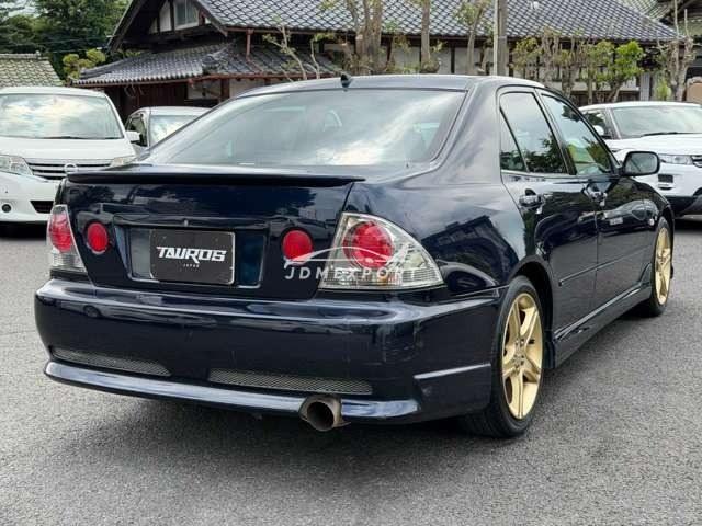 Toyota Altezza 1999 thumbnail 2