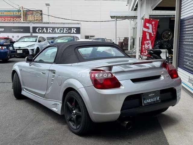 Toyota MR-S 2000 thumbnail 2