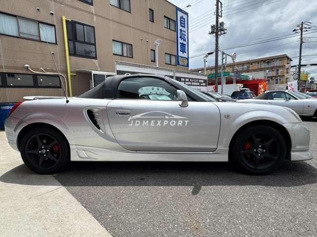 Toyota MR-S 2000 thumbnail 10