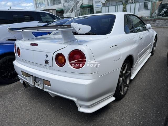 Nissan Skyline GT-R 1999 thumbnail 5