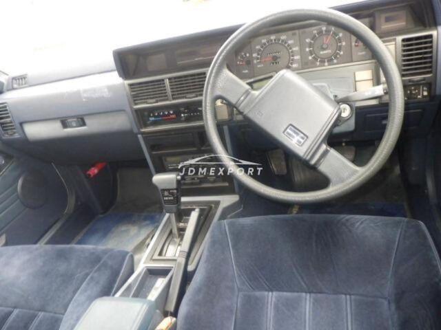 Nissan Skyline 1989 thumbnail 6