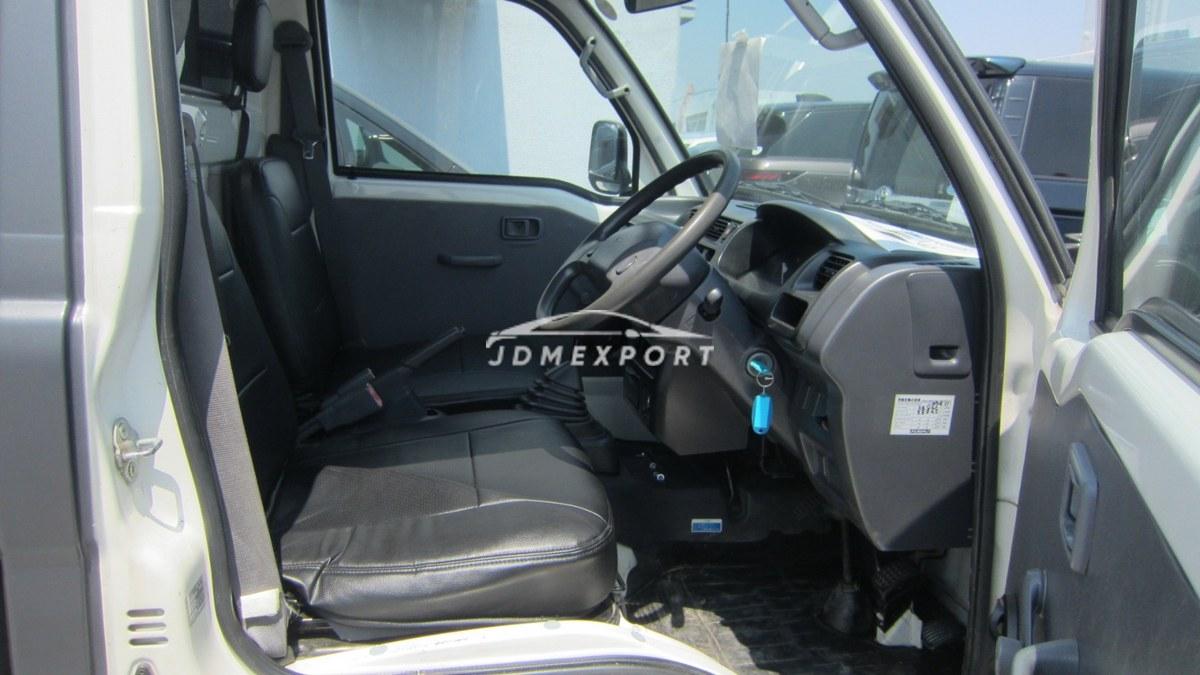 Daihatsu Hijet Truck 2001 thumbnail 9