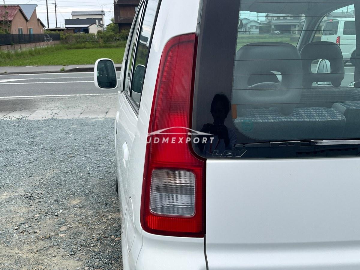 Honda Life 2000 thumbnail 39