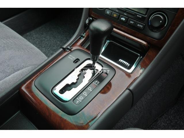 Honda Legend 2000 thumbnail 9