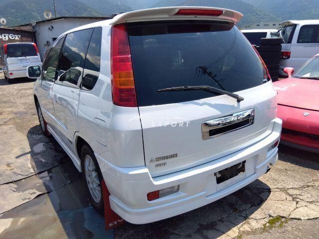 Mitsubishi RVR 2000 thumbnail 2