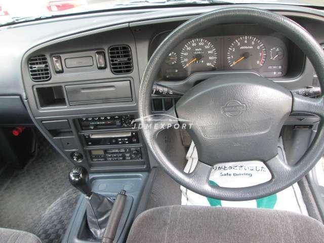 Nissan Crew 1998 thumbnail 13