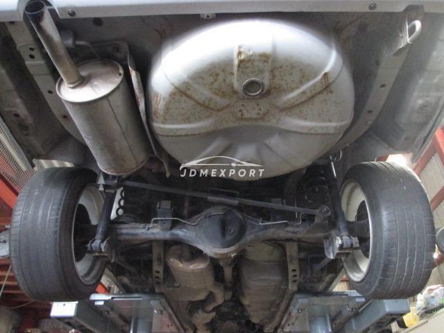 Nissan Crew 1998 thumbnail 19