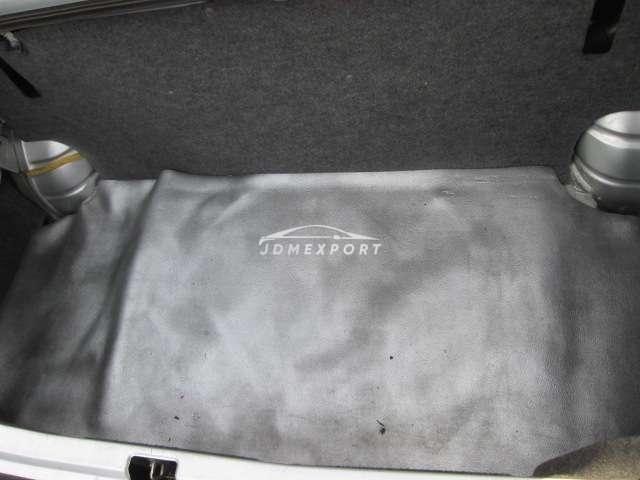Nissan Crew 1998 thumbnail 9