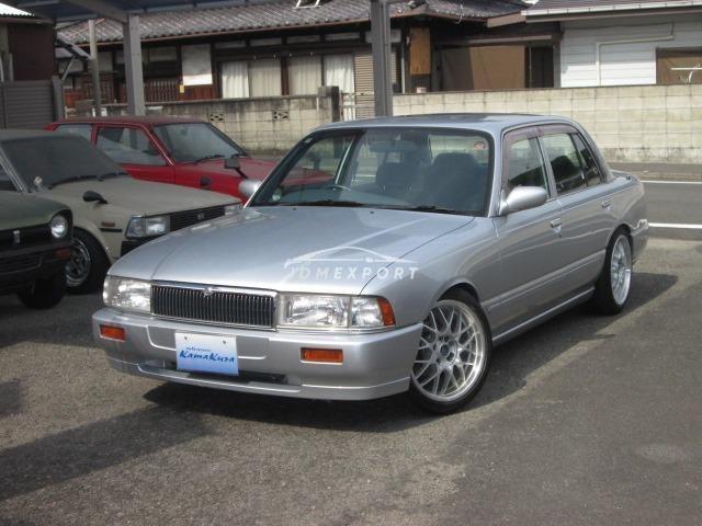 Nissan Crew 1998 thumbnail 2