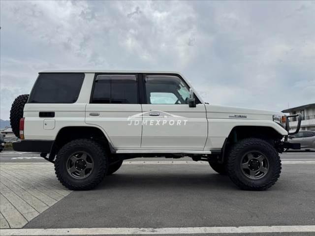 Toyota Land Cruiser 2000 thumbnail 12