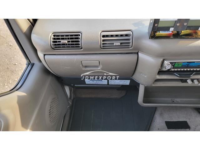 Isuzu Elf Truck 1996 thumbnail 65