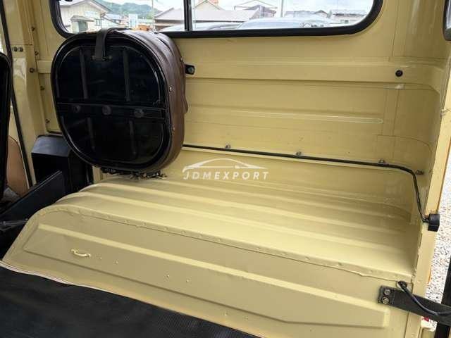 Mitsubishi Jeep 1980 thumbnail 15