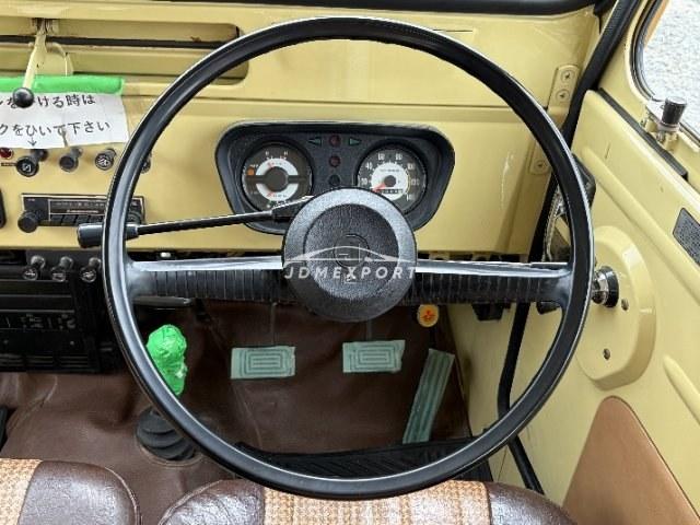 Mitsubishi Jeep 1980 thumbnail 10