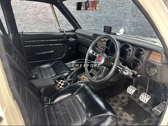 Nissan Skyline 1971 thumbnail 6
