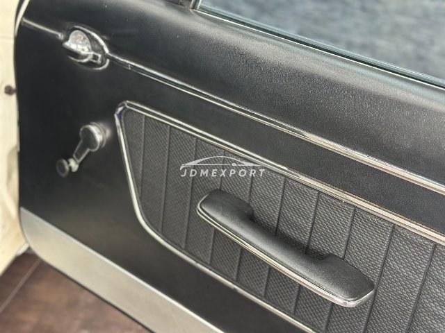 Nissan Skyline 1971 thumbnail 10