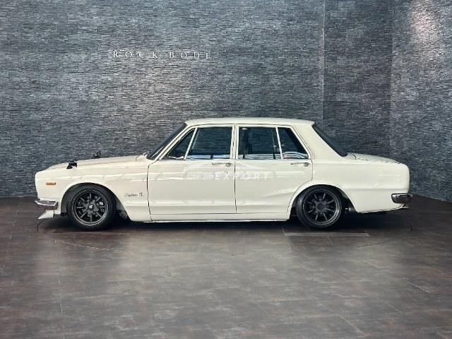 Nissan Skyline 1971 thumbnail 16