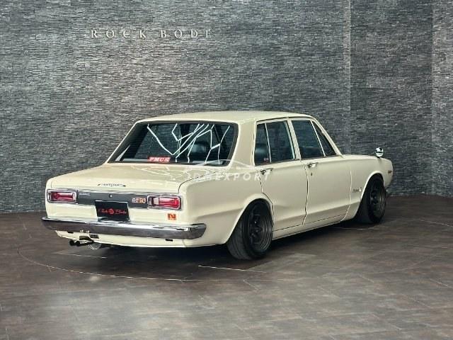 Nissan Skyline 1971 thumbnail 2